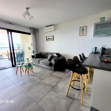 De Standing Bord De Apartment Pietrosella