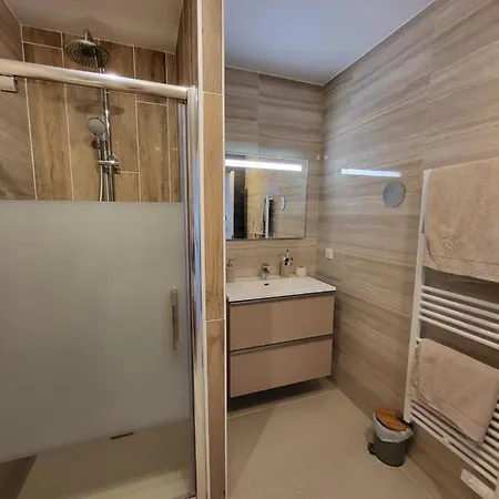 Lägenhet De Standing Bord De